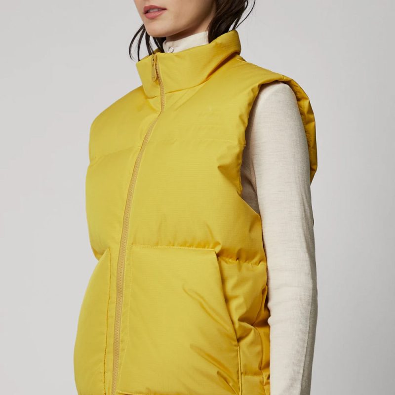 WomenYellowSleevelessPufferVest5