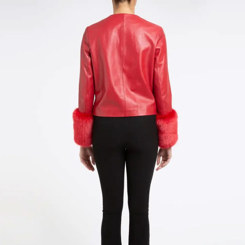 red leather jacket2 e1c59a5a 3e0e 44db a673 62483c095ae7